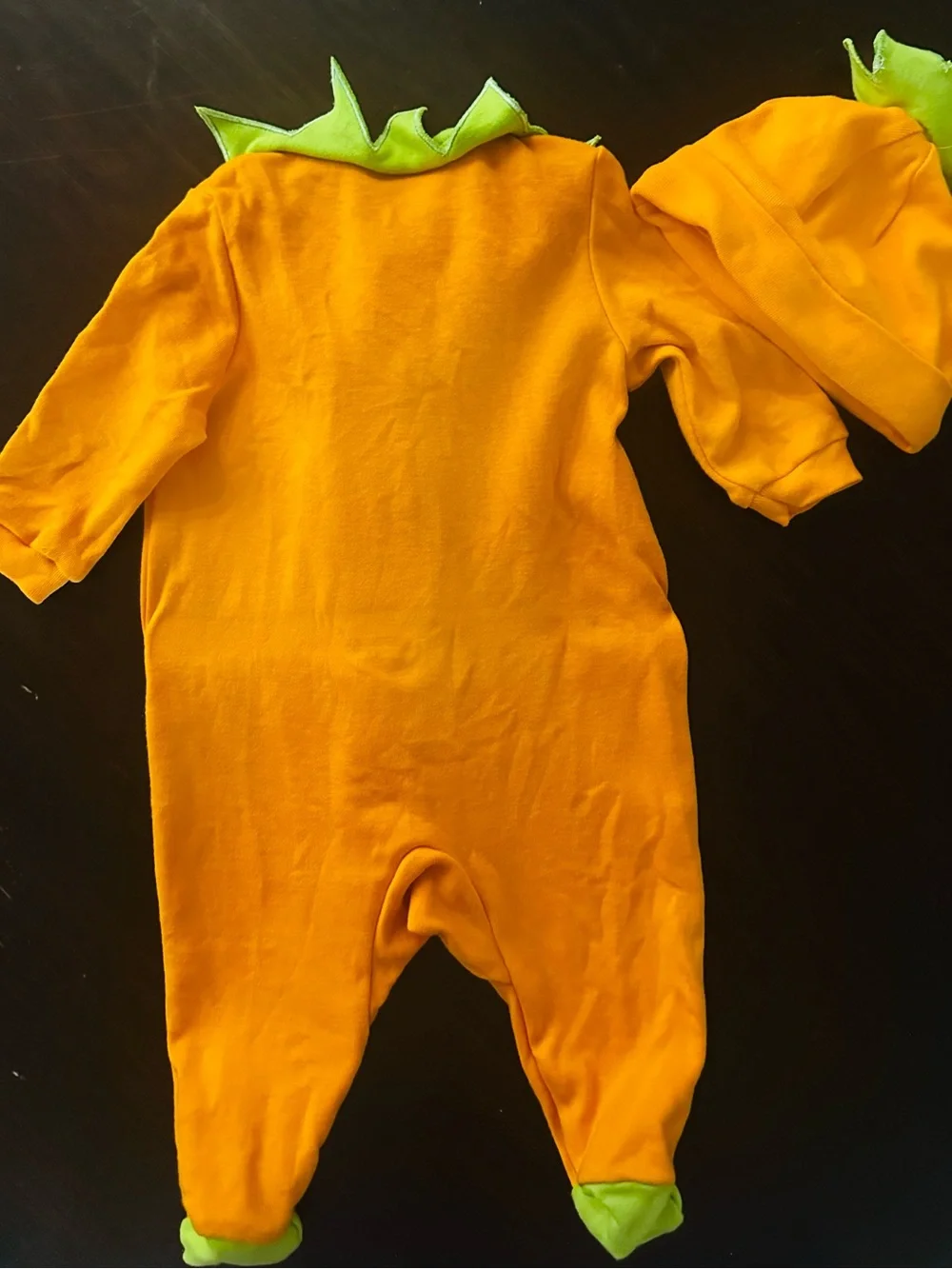 Baby Pumpkin One-Piece Outfit with Hat 0-3 months